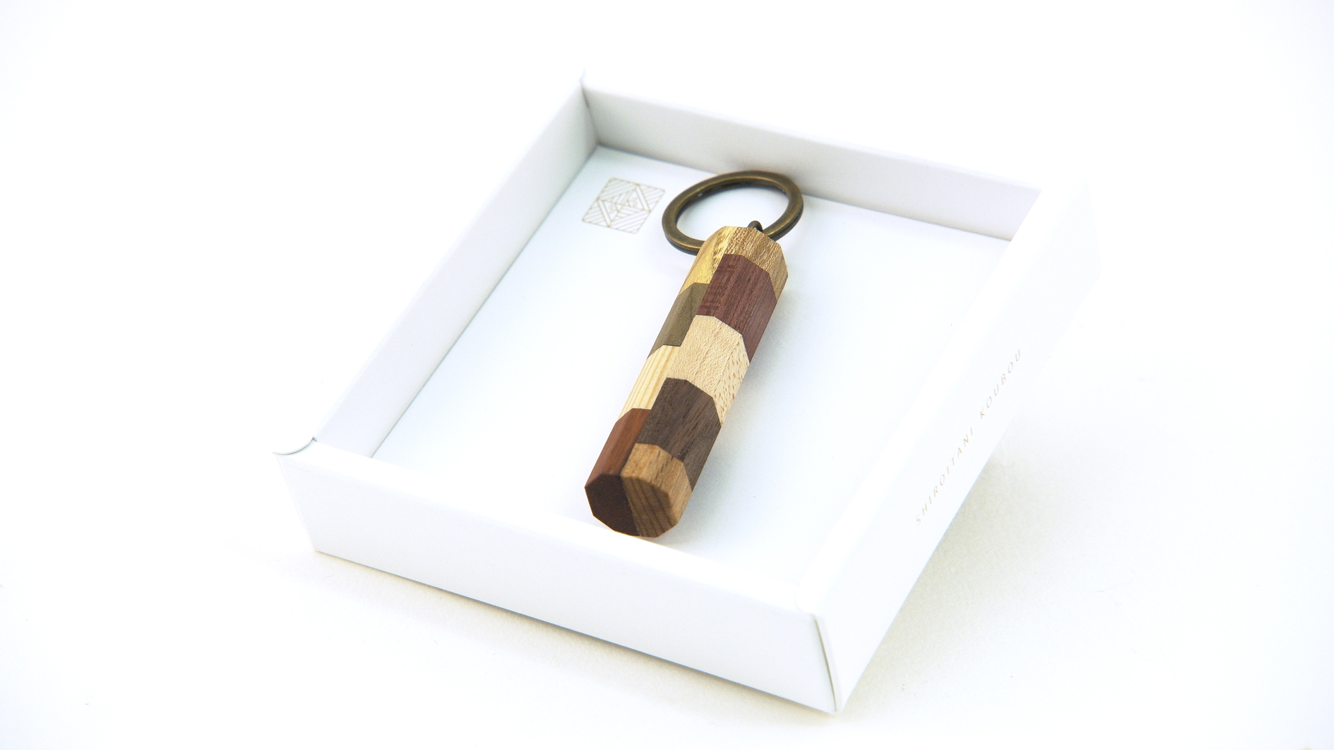 寄木のキーホルダー